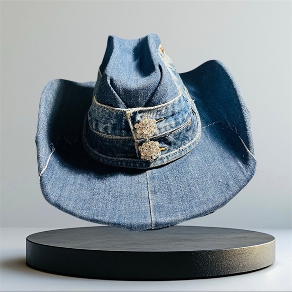 Levi's Denim Western Hat with Silver Accents - Picture 4 of 4